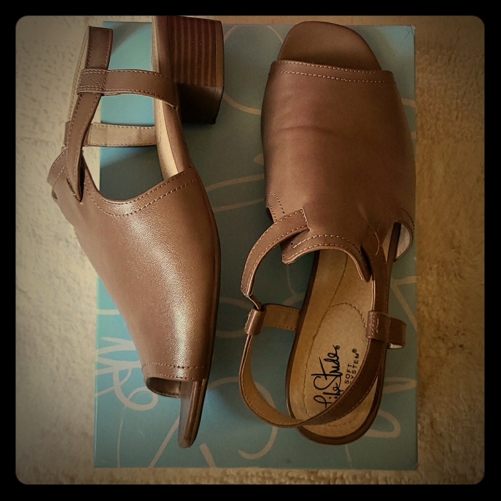 Life Stride Mona Heeled Sandal